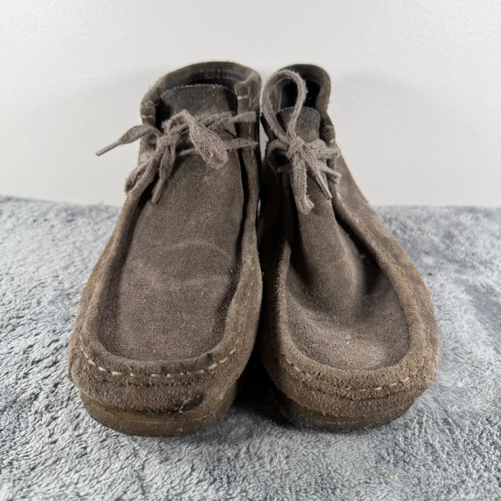 Clarks wallabee boot